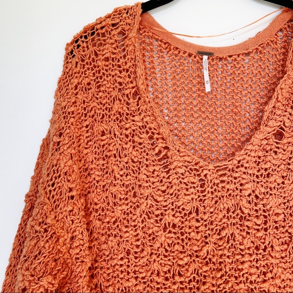 NWT Free People Sunday Shore Sweater - Coral Sands - Picture 4 of 7
